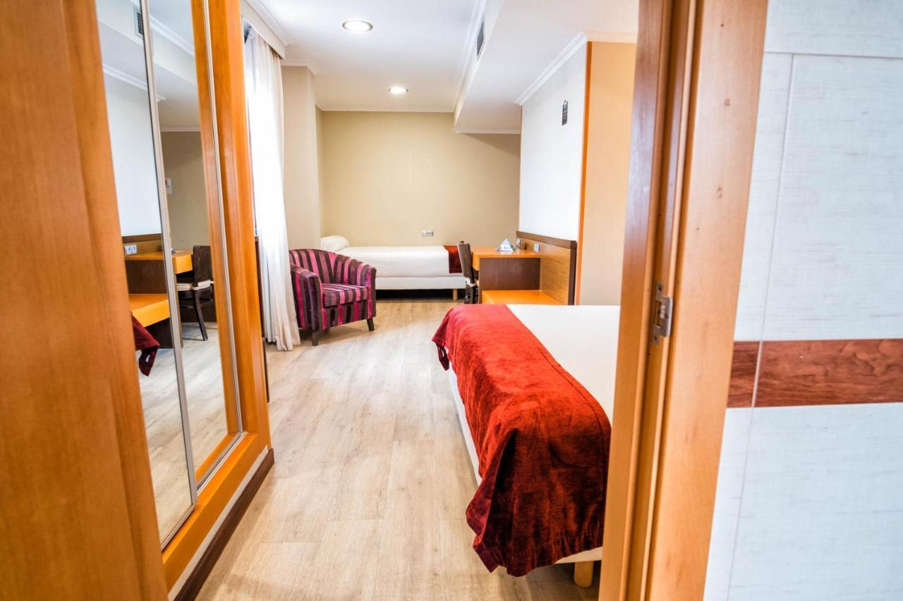 Hotel Alda Bonaval Santiago de Compostela Ngoại thất bức ảnh